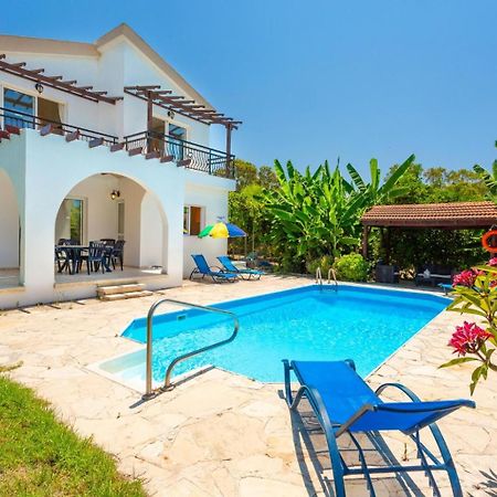Sun Beach Villa Thio Polis Екстер'єр фото