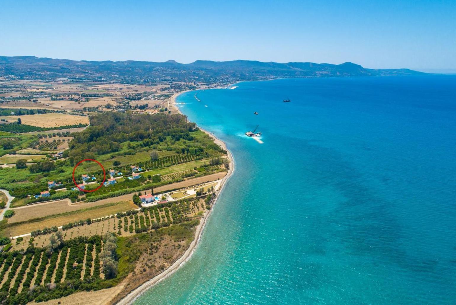 Sun Beach Villa Thio Polis Екстер'єр фото