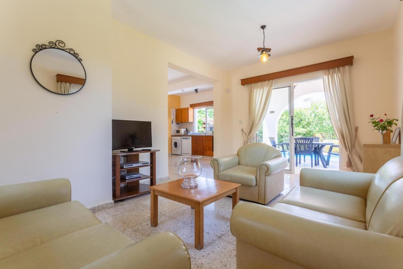 Sun Beach Villa Thio Polis Екстер'єр фото