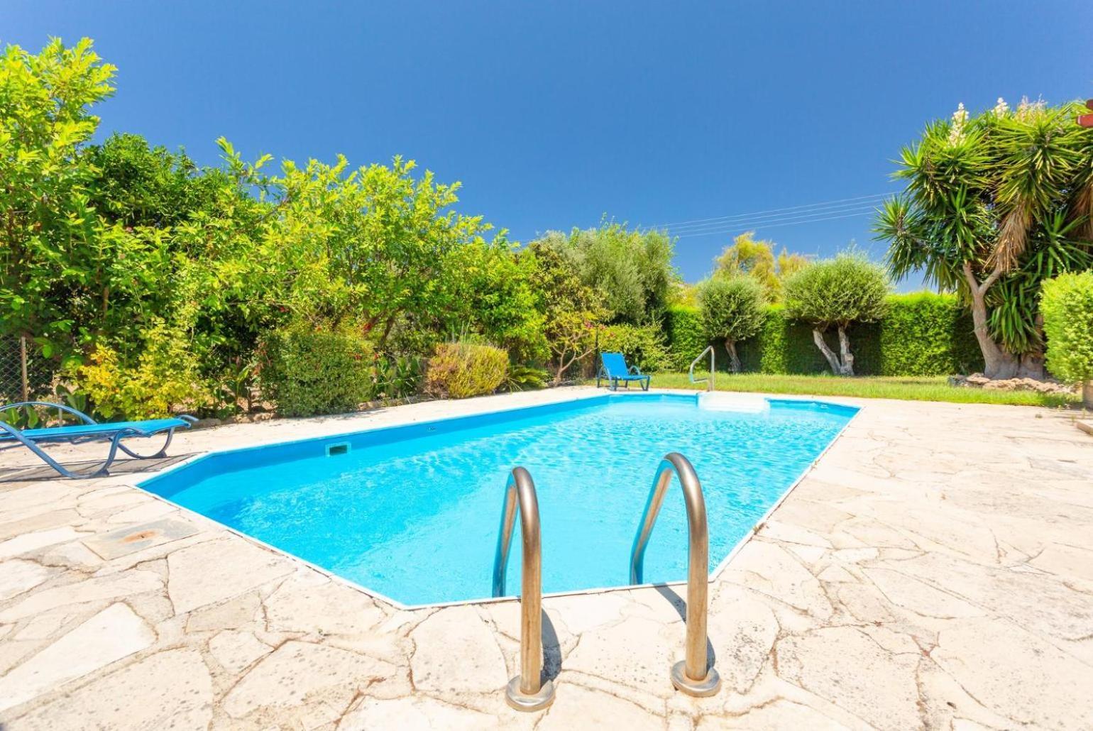 Sun Beach Villa Thio Polis Екстер'єр фото